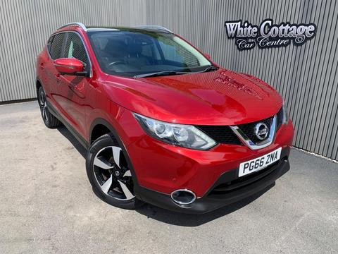 Nissan Qashqai SUV 1.2 DIG-T N-Connecta 2WD Euro 6 (s/s) 5dr