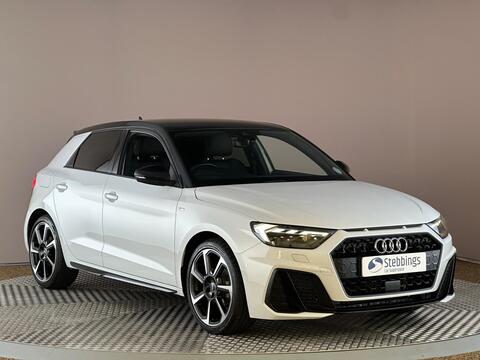 AudiA1