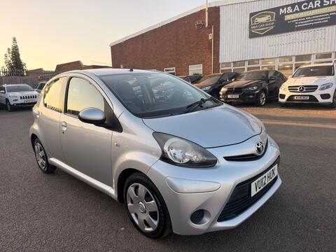 Toyota AYGO Hatchback 1.0 VVT-i Ice Euro 5 5dr