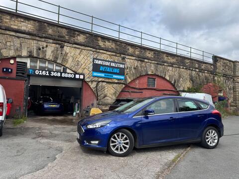 Ford Focus Hatchback 1.0T EcoBoost Titanium Euro 6 (s/s) 5dr