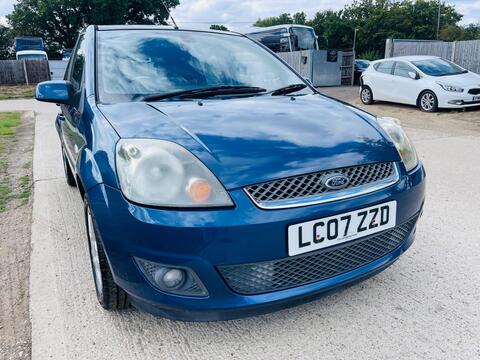 Ford Fiesta Hatchback 1.4 Zetec Climate 5dr