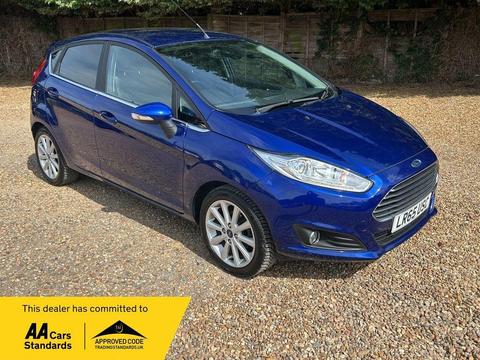 Ford Fiesta Hatchback 1.0T EcoBoost Titanium Euro 6 (s/s) 5dr