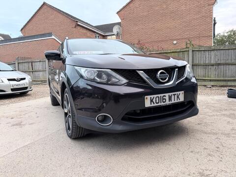 Nissan Qashqai SUV 1.6 dCi Tekna 4WD Euro 6 (s/s) 5dr