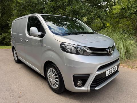Toyota ProAce Panel Van 1.6D Comfort Compact Panel Van SWB Euro 6 6dr