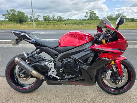 Suzuki GSX-R750 Super Sports 750