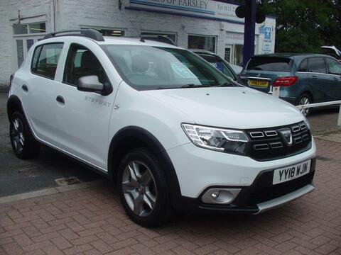 Dacia Sandero Stepway Hatchback 0.9 TCe Laureate Euro 6 (s/s) 5dr