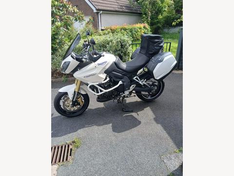 Triumph Tiger 1050 Adventure 1050