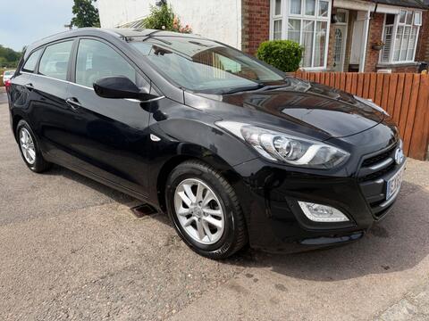 Hyundai i30 Estate 1.6 CRDi Blue Drive SE Tourer Euro 6 (s/s) 5dr