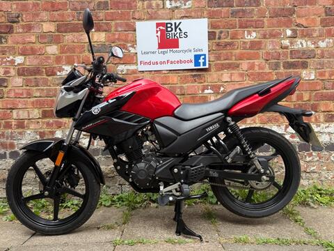 Yamaha YS125 Naked 125 Euro 4