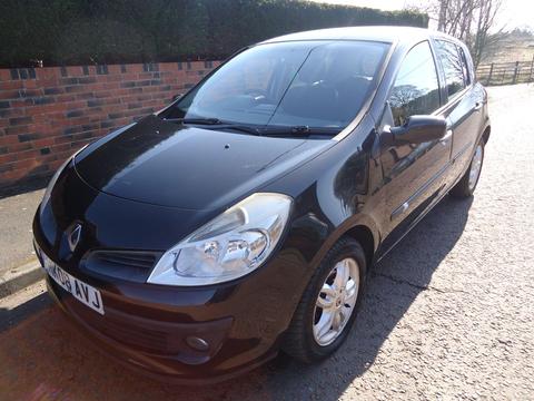 Renault Clio Hatchback 1.5 dCi Expression 5dr
