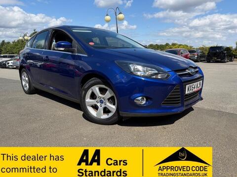Ford Focus Hatchback 1.6 TDCi Zetec Navigator Euro 5 (s/s) 5dr