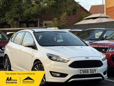 Ford Focus Hatchback 1.0T EcoBoost ST-Line Euro 6 (s/s) 5dr
