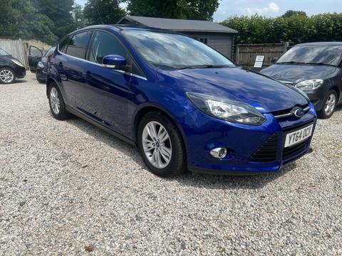 Ford Focus Hatchback 1.6 TDCi Titanium Navigator Euro 5 (s/s) 5dr
