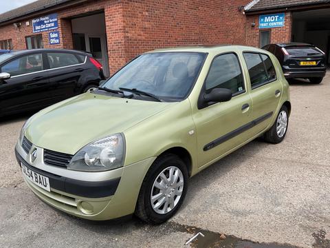 Renault Clio Hatchback 1.2 16v Expression 5dr