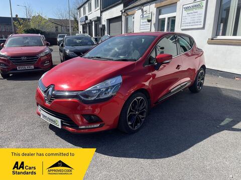 Renault Clio Hatchback 1.5 dCi Iconic EDC Euro 6 (s/s) 5dr