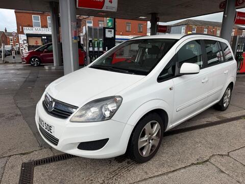 Vauxhall Zafira MPV 1.6 16V Exclusiv Euro 5 5dr