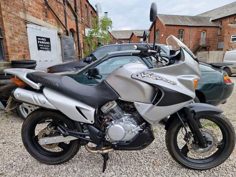 Honda XL125 V Varadero Adventure 125