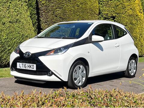 Toyota AYGO Hatchback 1.0 VVT-i x-play Euro 6 3dr