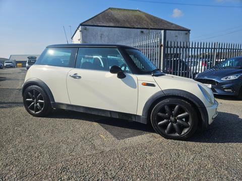 MINI Hatch Hatchback 1.6 Cooper Euro 3 3dr