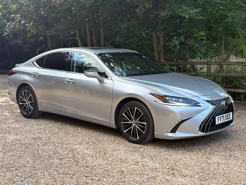 Lexus ES Saloon 2.5 300h E-CVT Euro 6 (s/s) 4dr