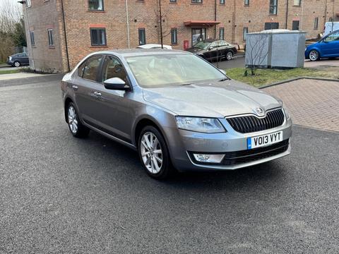 Skoda Octavia Hatchback 1.4 TSI Elegance Euro 5 (s/s) 5dr