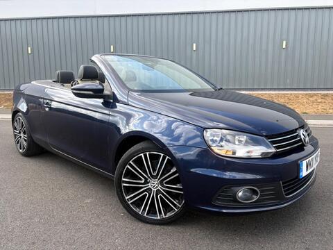 Volkswagen Eos Convertible 2.0 TDI BlueMotion Tech Exclusive Cabriolet Euro 5 (s/s) 2dr