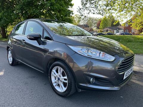 Ford Fiesta Hatchback 1.25 Zetec Euro 6 5dr