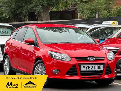 Ford Focus Hatchback 1.0T EcoBoost Zetec Euro 5 (s/s) 5dr