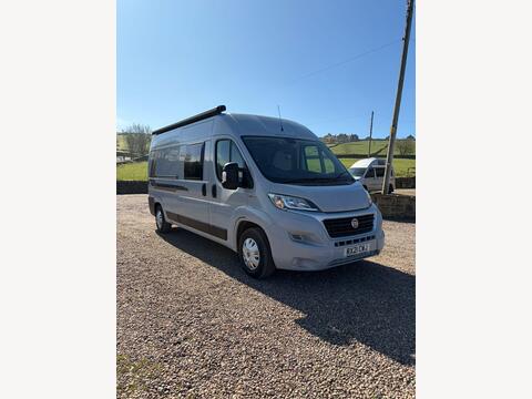 Weinsberg CaraBus Motorhome Campervan Camper Motorhome Dayvan