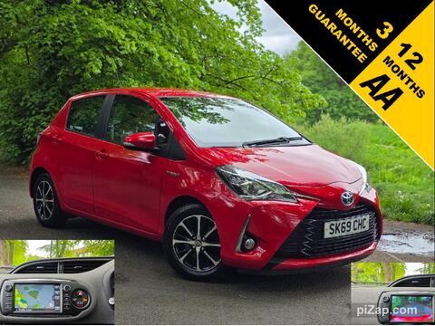 Toyota Yaris Hatchback 1.5 VVT-h Icon Tech E-CVT Euro 6 (s/s) 5dr