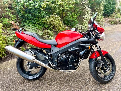 Triumph Speed Four Sports Tourer