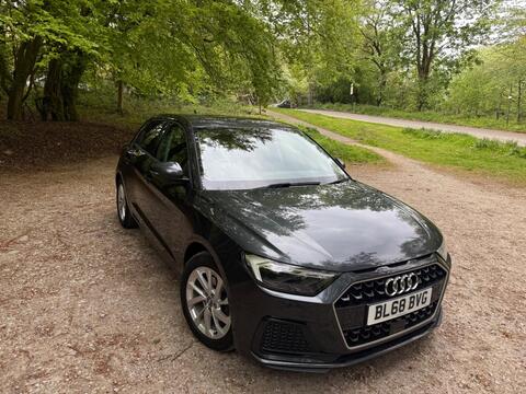 Audi A1 Hatchback 1.0 TFSI 30 Sport Sportback S Tronic Euro 6 (s/s) 5dr