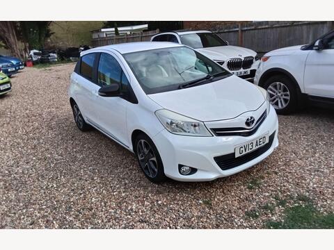 Toyota Yaris Hatchback 1.33 Dual VVT-i Trend Euro 5 5dr