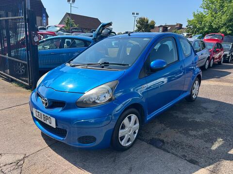 Toyota AYGO Hatchback 1.0 VVT-i Blue Euro 5 3dr