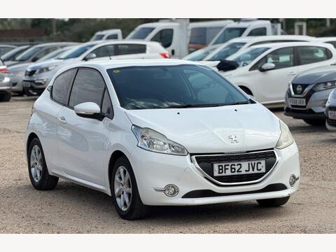 Peugeot 208 Hatchback 1.2 VTi Active Euro 5 3dr