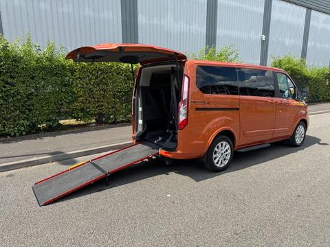 Ford Tourneo Custom Minibus 2.0 320 EcoBlue Titanium L1 Euro 6 (s/s) 5dr