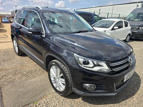 Volkswagen Tiguan SUV 2.0 TSI Sport DSG 4WD Euro 5 5dr
