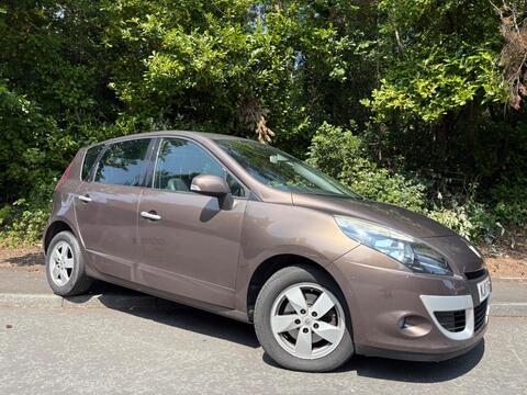 Renault Scenic MPV 1.5 dCi Dynamique TomTom EDC Euro 5 5dr