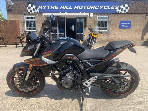 Suzuki GSX-8S Naked 800 Euro 5