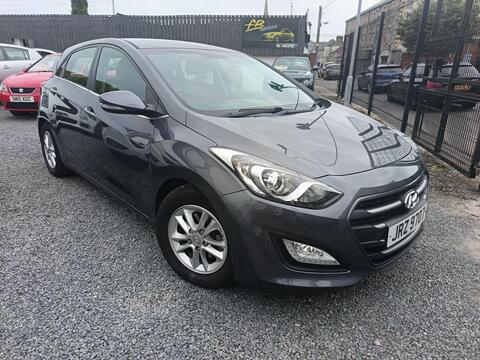 Hyundai i30 Hatchback 1.6 CRDi Blue Drive SE Nav Euro 6 (s/s) 5dr