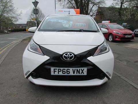 Toyota AYGO Hatchback 1.0 VVT-i x-play x-shift Euro 6 5dr