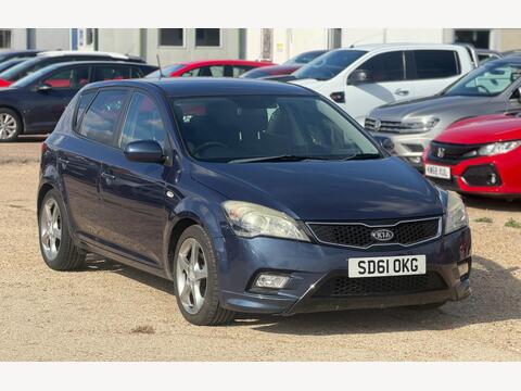 Kia Ceed Hatchback 1.6 CRDi 3 Auto Euro 5 5dr