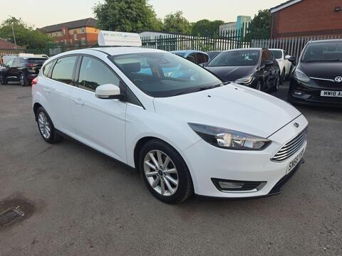 Ford Focus Hatchback 1.0T EcoBoost Titanium Auto Euro 6 (s/s) 5dr