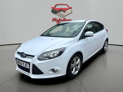Ford Focus Hatchback 1.6 TDCi Zetec Euro 5 (s/s) 5dr