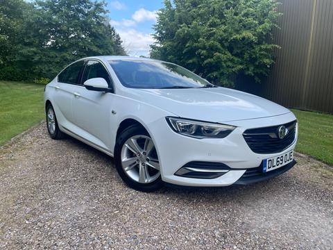 Vauxhall Insignia Hatchback 1.5i Turbo GPF Tech Line Nav Grand Sport Euro 6 (s/s) 5dr