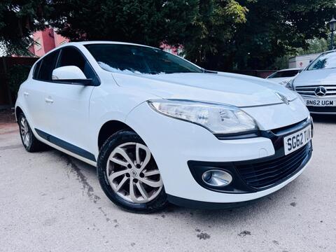 Renault Megane Hatchback 1.6 16V Expression + Euro 5 5dr