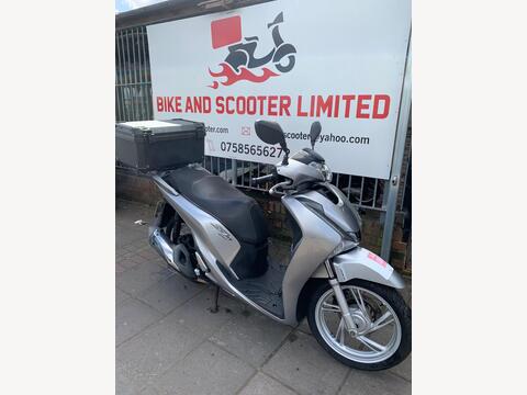 Honda SH125i Scooter 125 CVT Euro 4