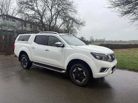 Nissan Navara Pickup 2.3 dCi Tekna Auto 4WD Euro 6 4dr