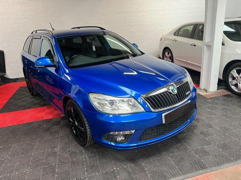 Skoda Octavia Estate 2.0 TDI vRS Blackline Euro 5 5dr