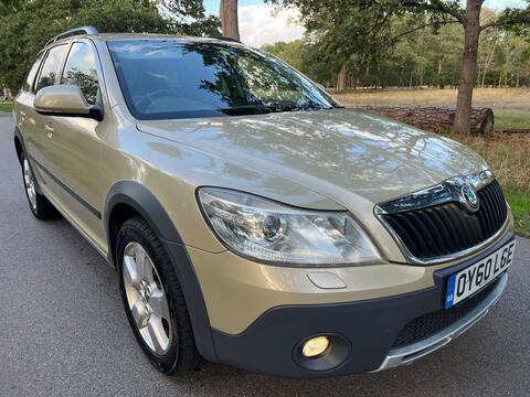 Skoda Octavia Estate 2.0 TDI Scout DSG 4WD Euro 5 5dr